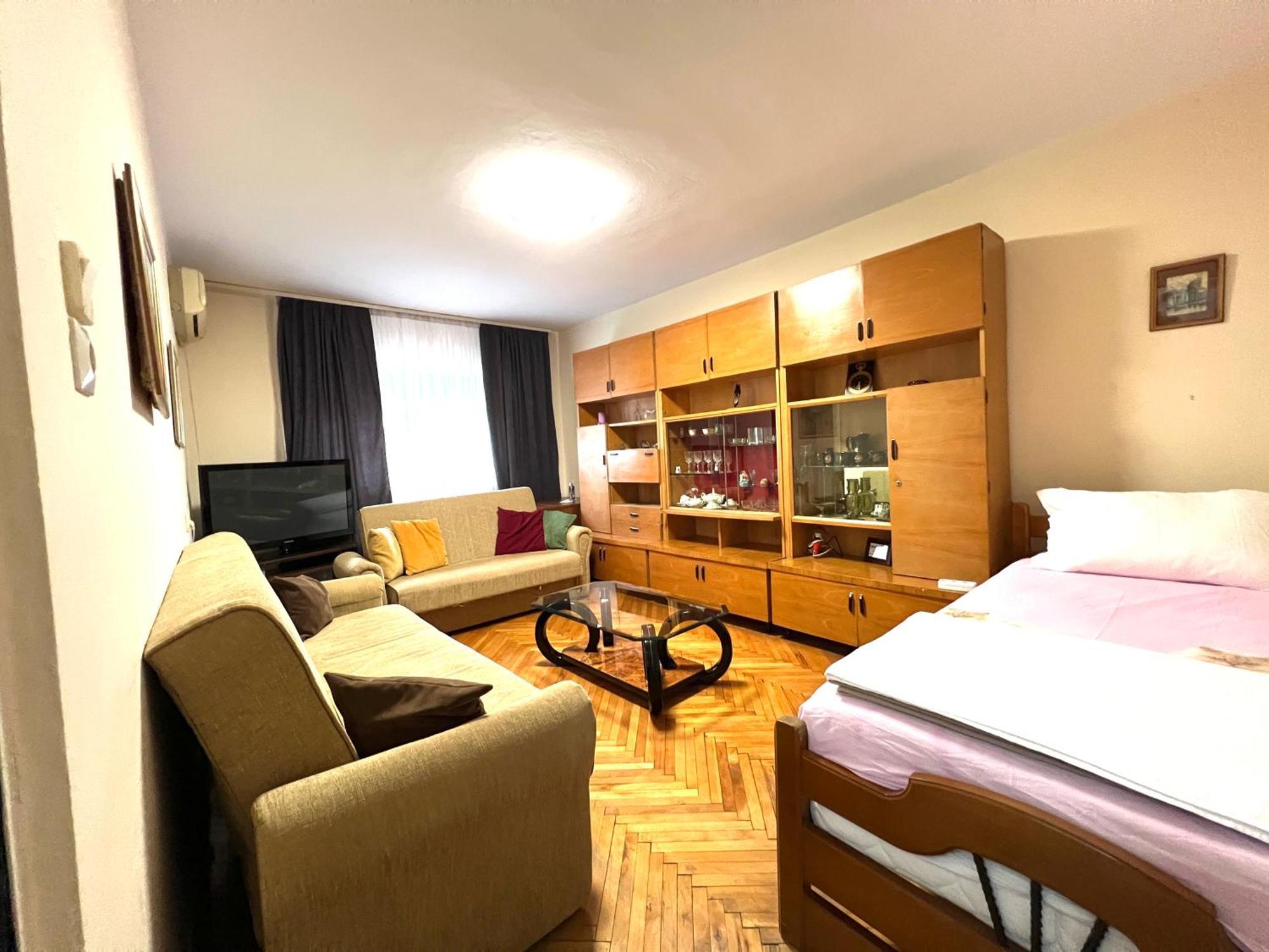 Auberge de jeunesse Sisterhood Rooms- Shared Bathroom